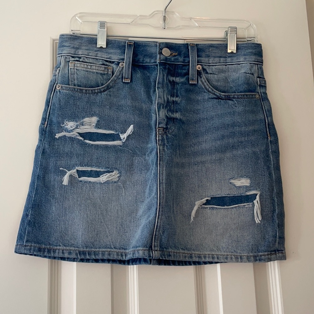 Madewell jean skirt. Size 25. Never worn.